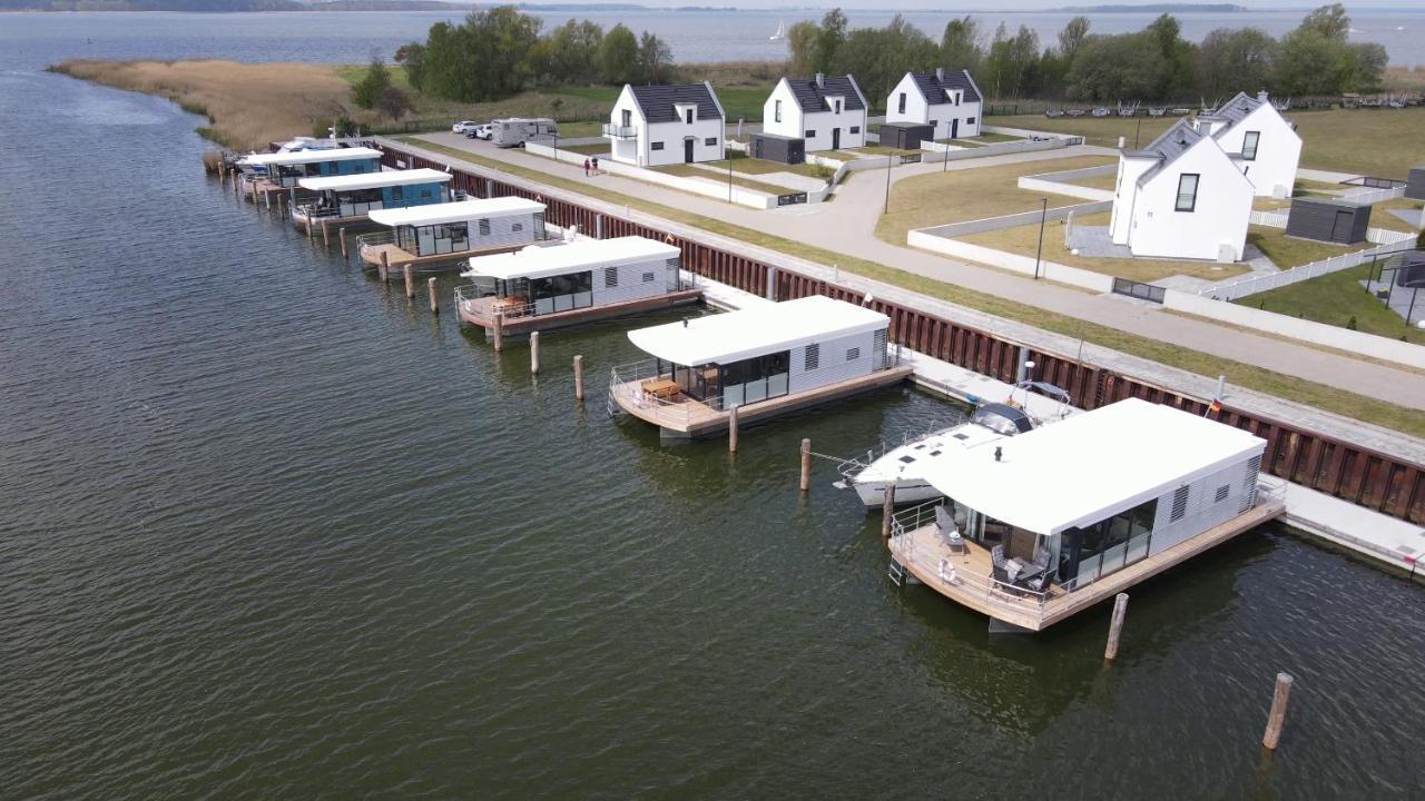 佩讷明德Hausboote Mitten Im Naturschutzgebiet Auf Usedom别墅 外观 照片
